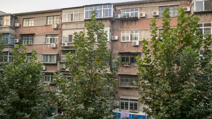 伏牛路224号院外景图