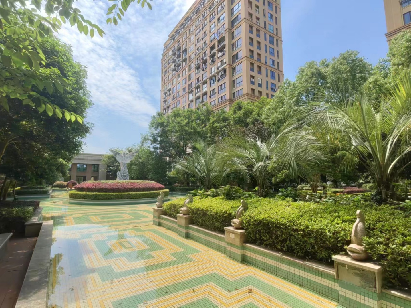 Boyue Fu compound photo 24