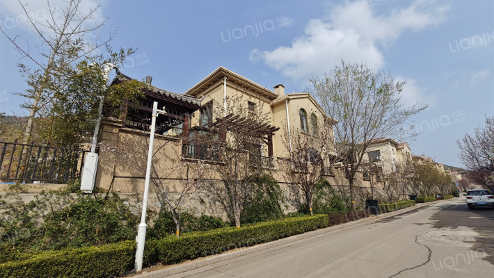 高远云台外景图