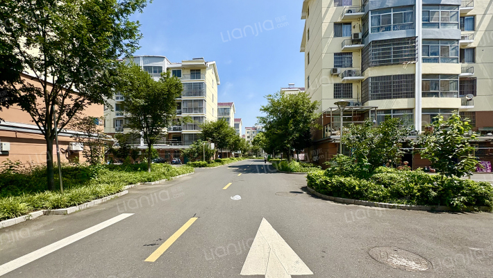 廊下花苑外景图