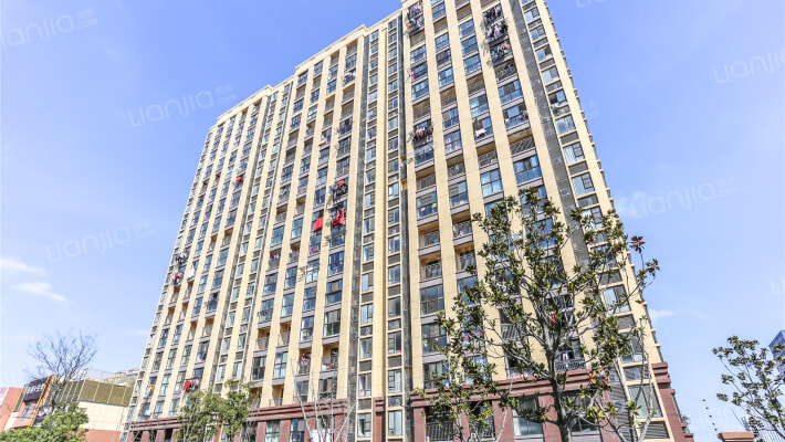 卓兴澜庭外景图