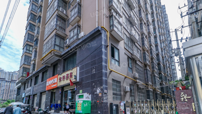 永新苑B座小区外景图