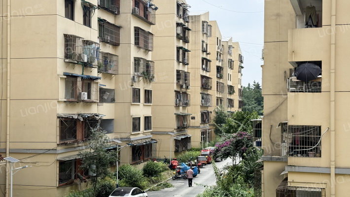 银丰园二区外景图