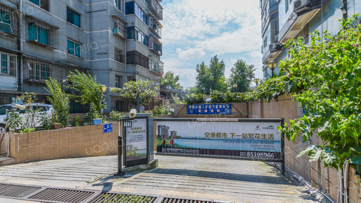 博泰华庭外景图