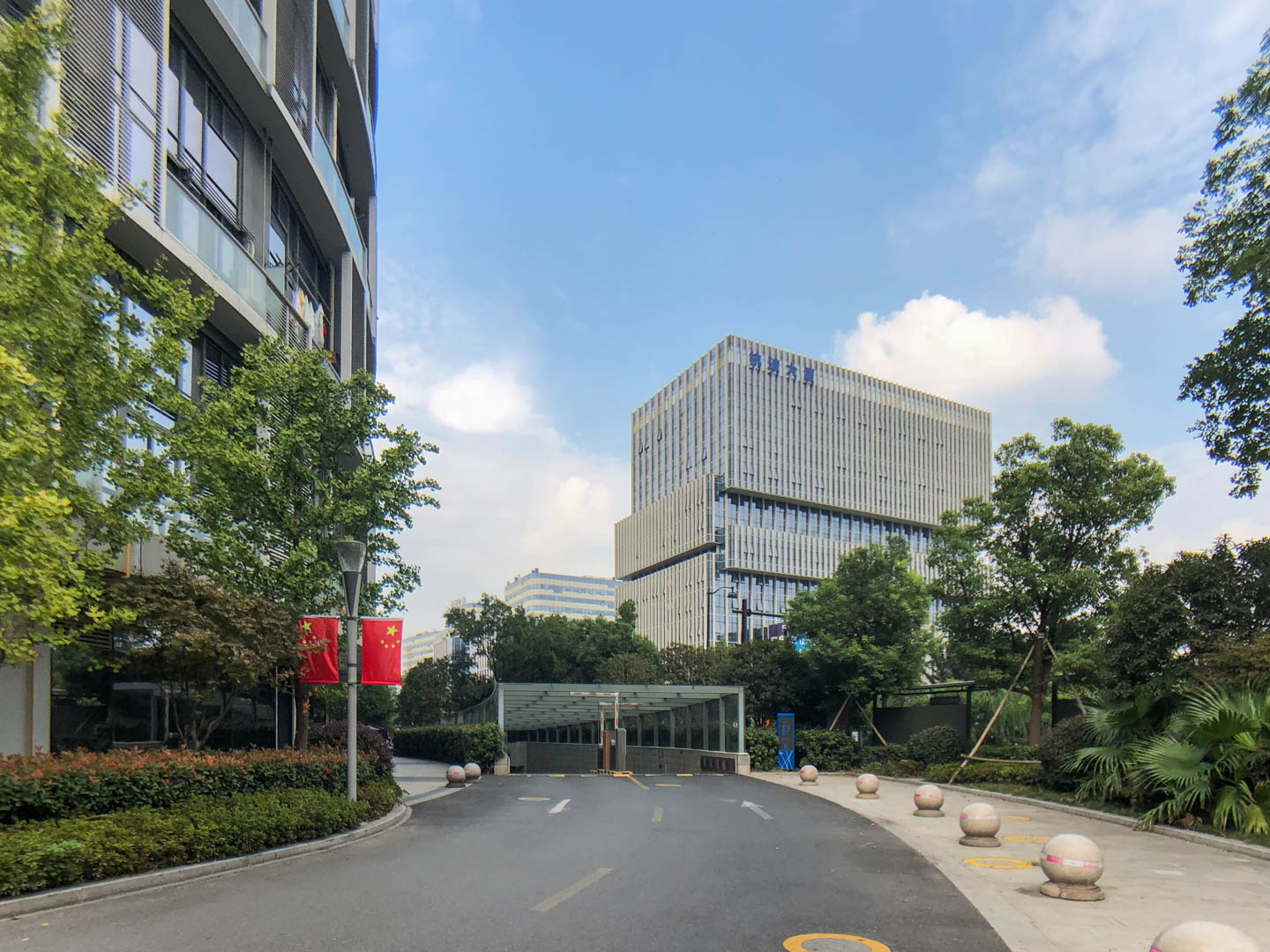世嘉君座小区实景 8