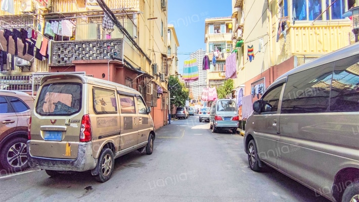 崂山六村外景图