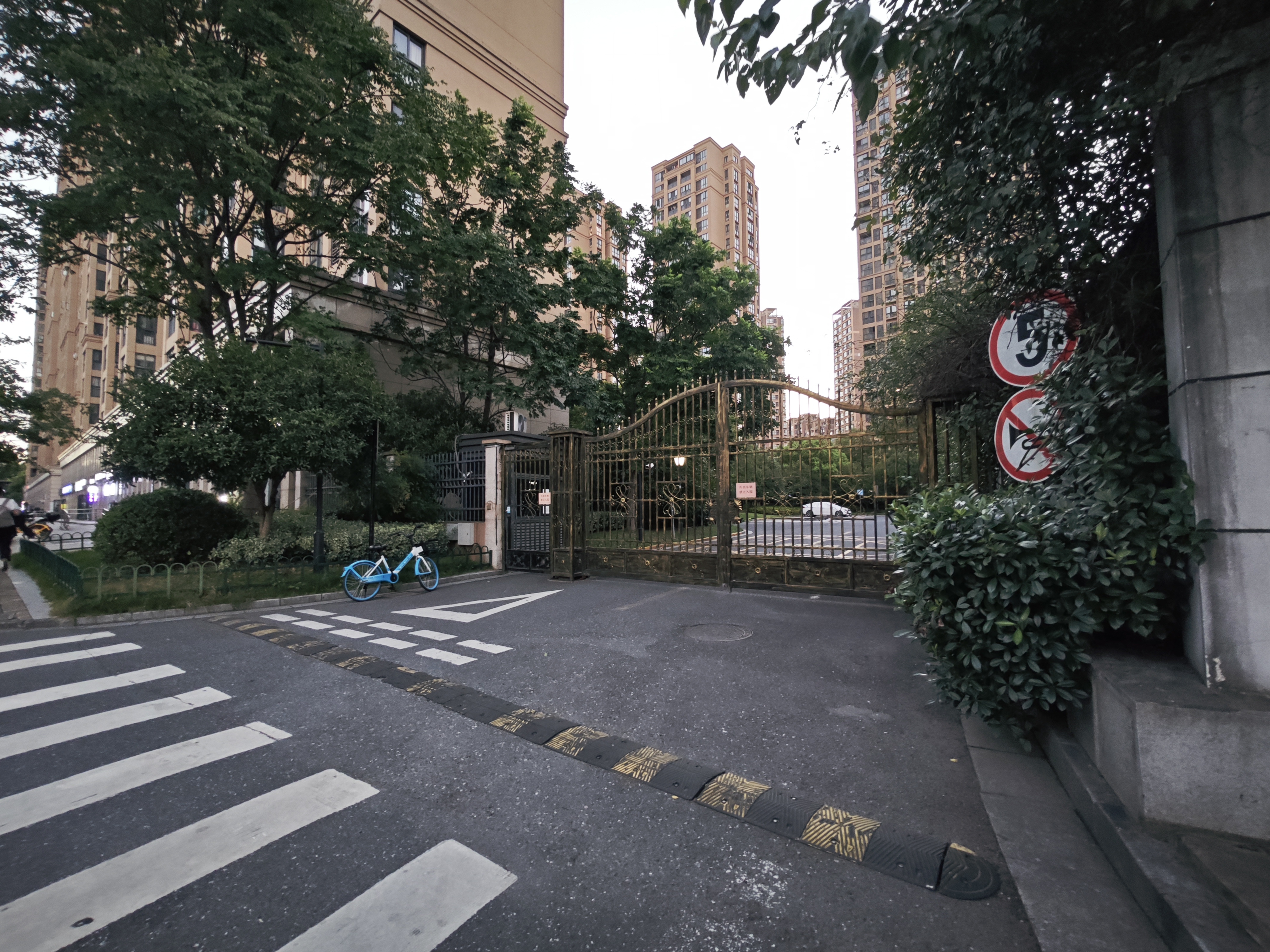 都景公寓小区实景 20
