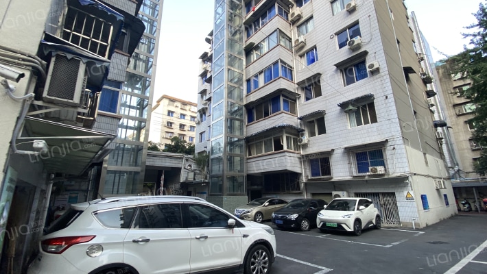 红塔工商所小区外景图