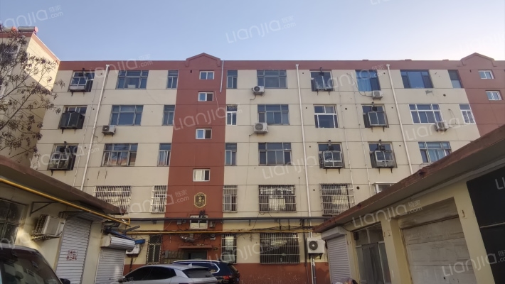 防疫站家属楼外景图