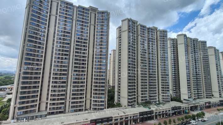 中骏雍景湾南区外景图