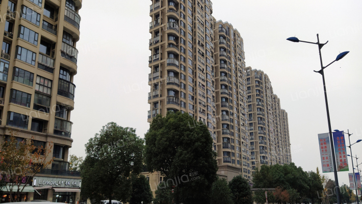 金鼎阳光公寓外景图