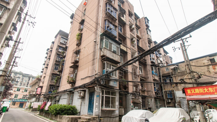 老车站路46号外景图