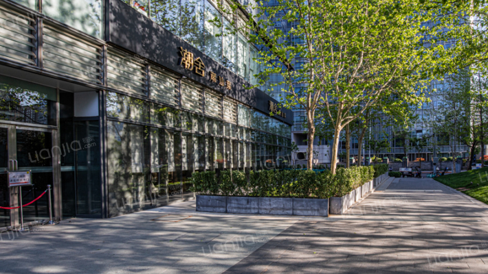 北京环球金融中心外景图