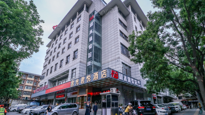 青年路147号外景图