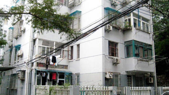 峨嵋新村外景图