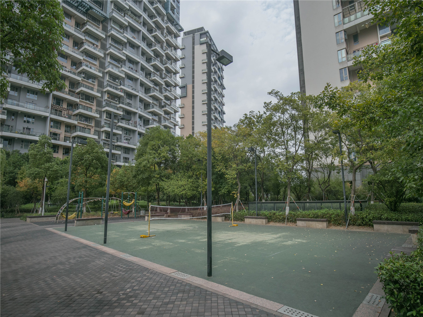 君临天下小区实景 14