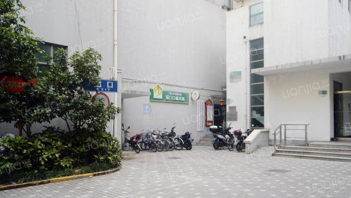 第五大道外景图