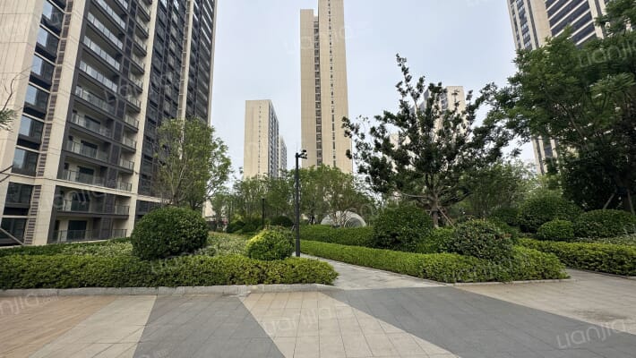 中绿蔚蓝湾外景图