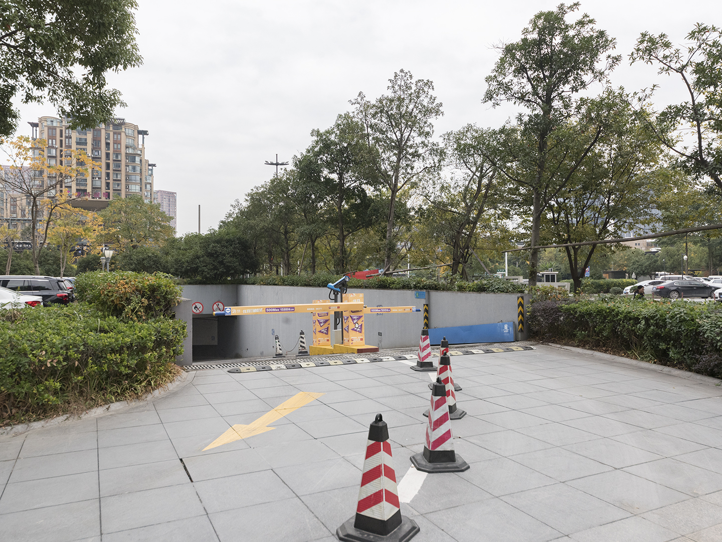 风尚蓝湾小区实景 13