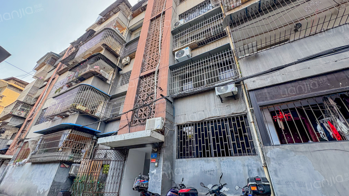 璧铜路167号外景图