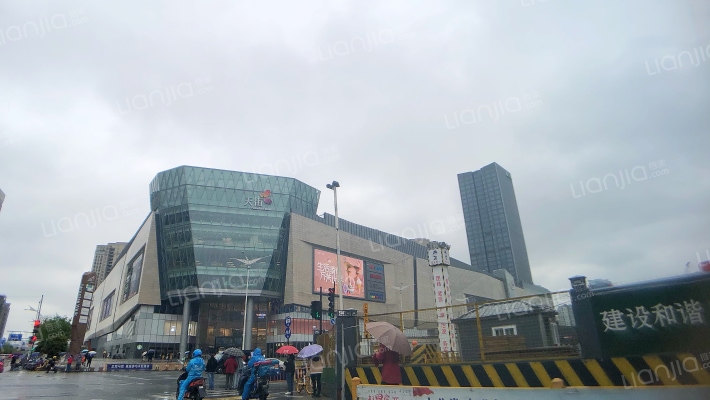 龙湖滨江天街外景图