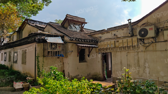 桃花桥弄外景图