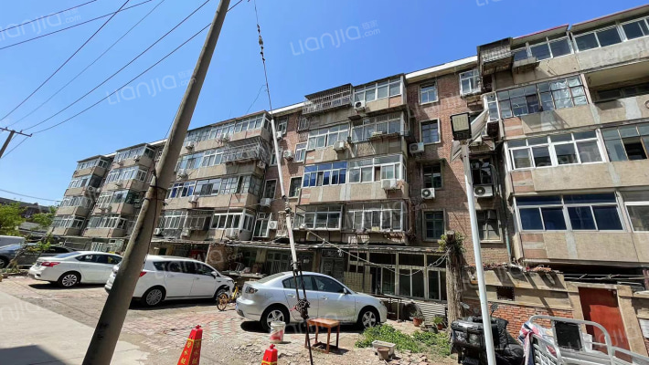 储运小区外景图