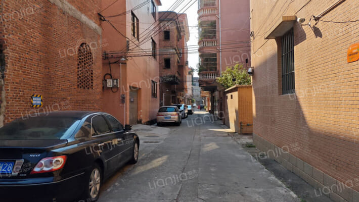 小塘坣塘北街外景图