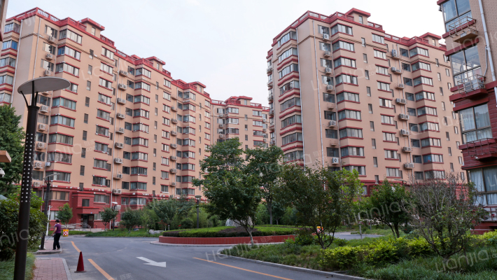 金源山居外景图