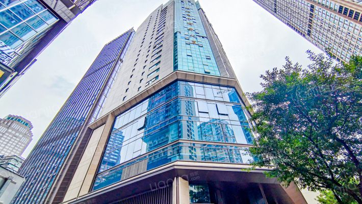 新欧鹏大厦外景图