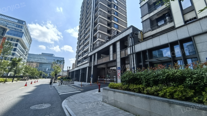 新霄辰府外景图