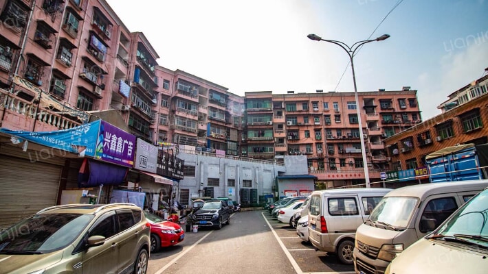 建材大市场小区外景图