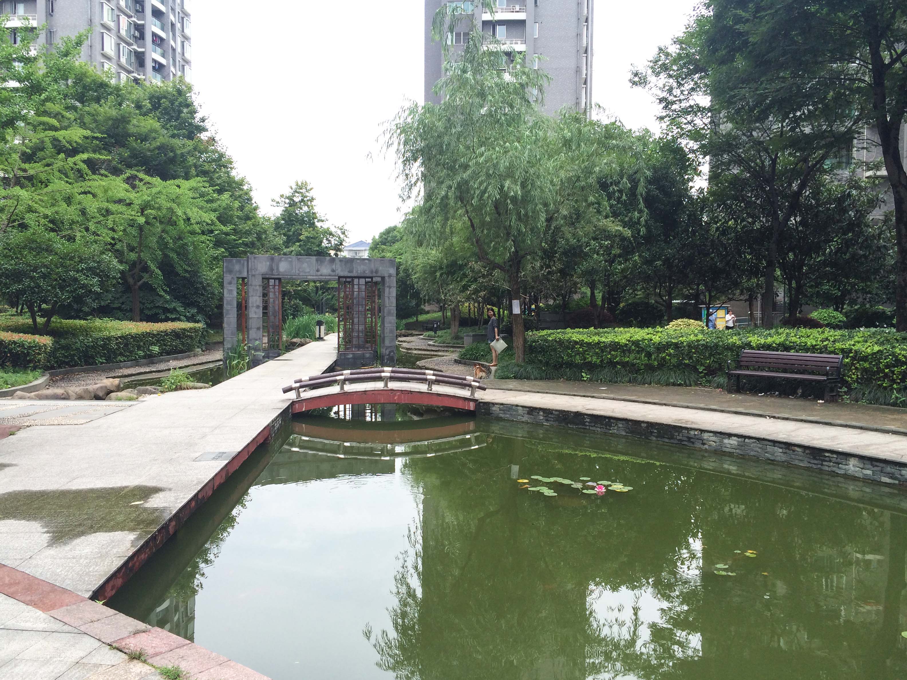 铂金时代小区实景 13