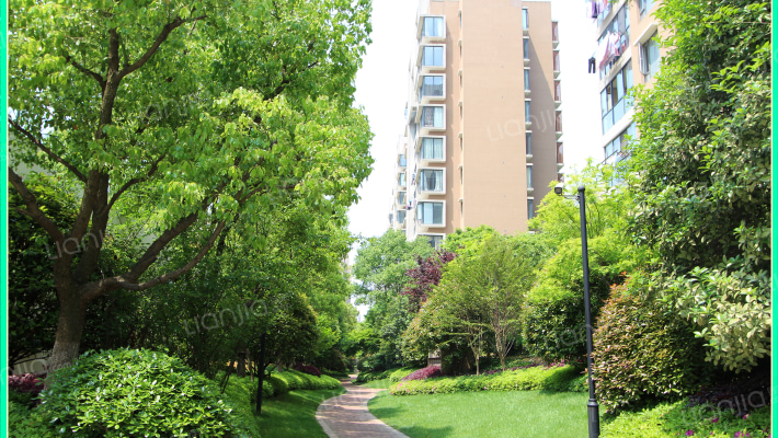 雅戈尔风尚外景图