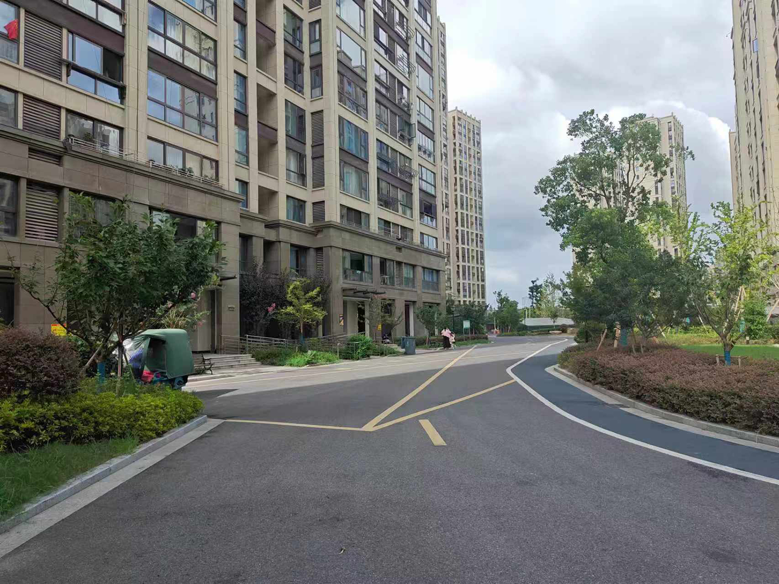 丁山郡府小区实景 2
