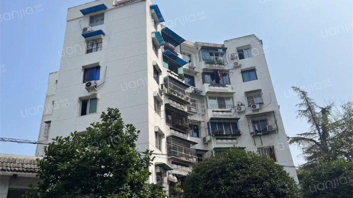 怡湖西苑外景图