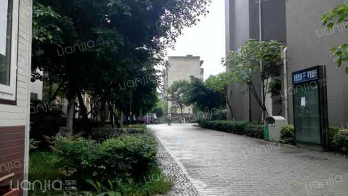 府青惠园外景图