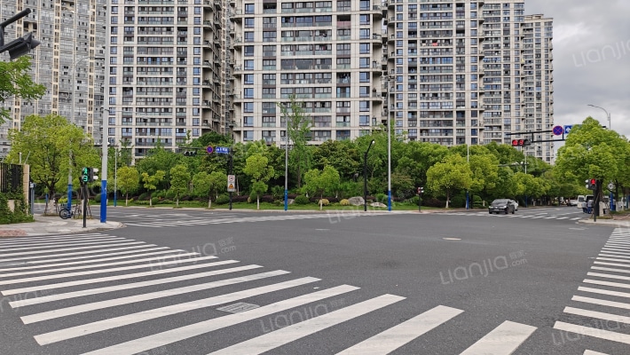 顺发江南丽锦外景图