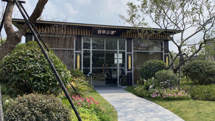 翡翠云璟外景图