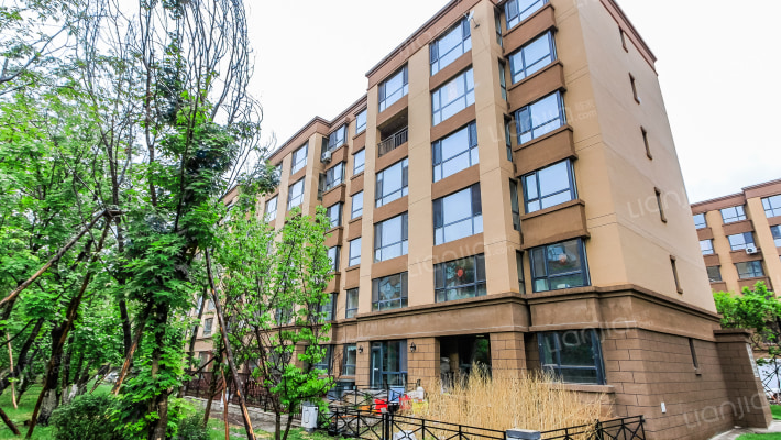 中海寰宇天下B区外景图