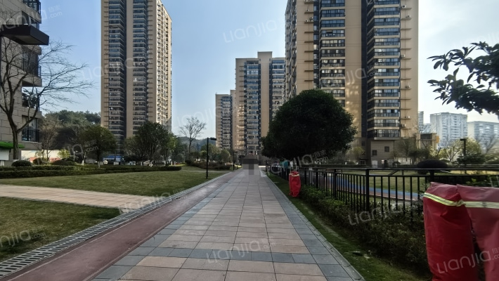 万科城E区外景图