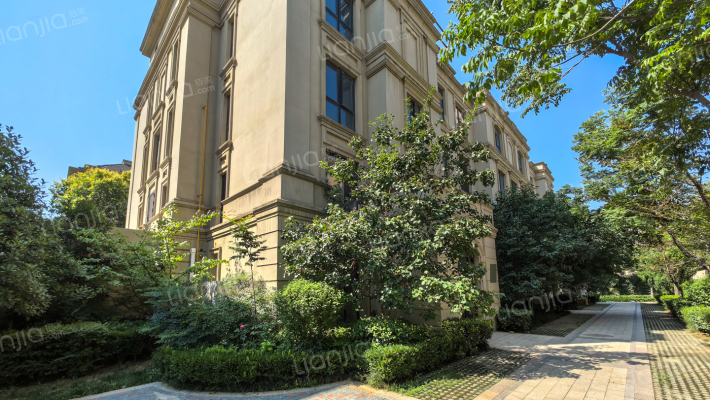 枫丹丽舍外景图