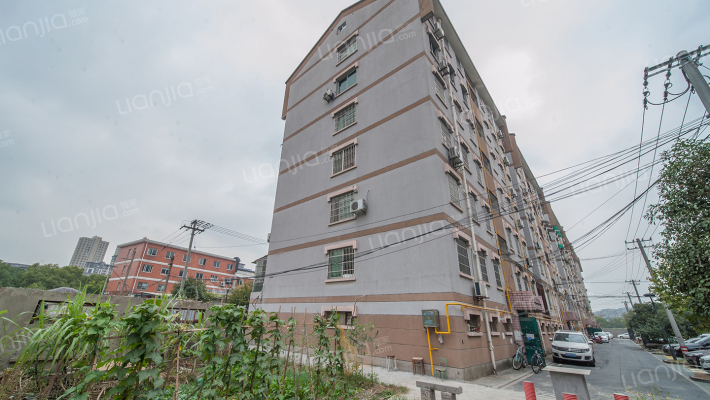 南峰公寓外景图