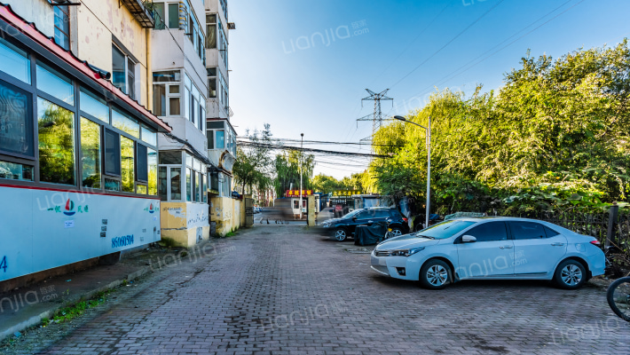 汽轮机家属小区外景图