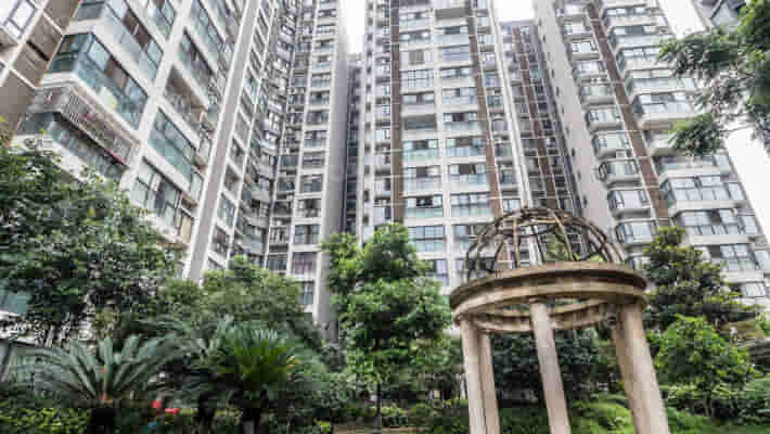 宝源驷马城外景图