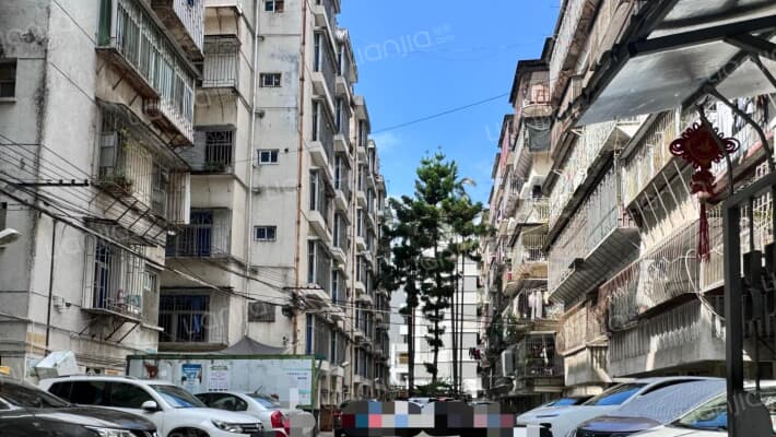 土地局宿舍外景图