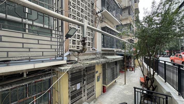 八鸽岩路2号外景图