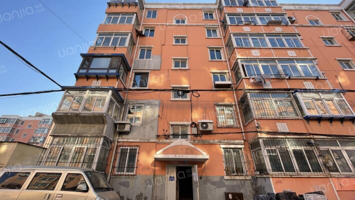 城建安居园外景图