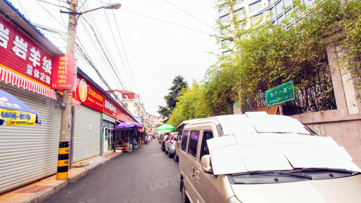 华严一路外景图