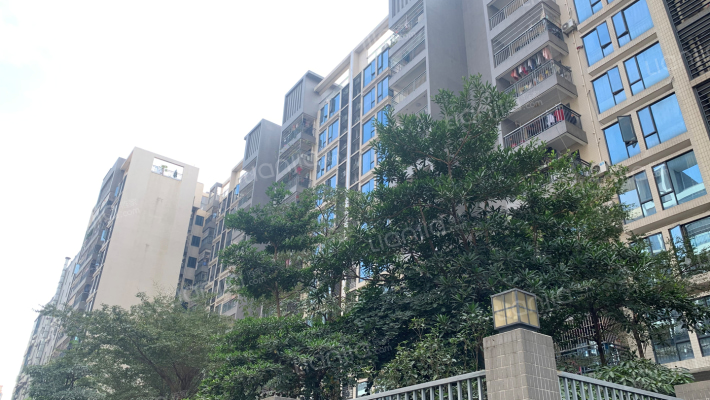 华海大厦外景图